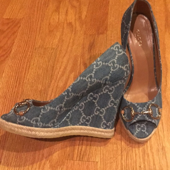 Authentic Gucci Wedges - Picture 2 of 4